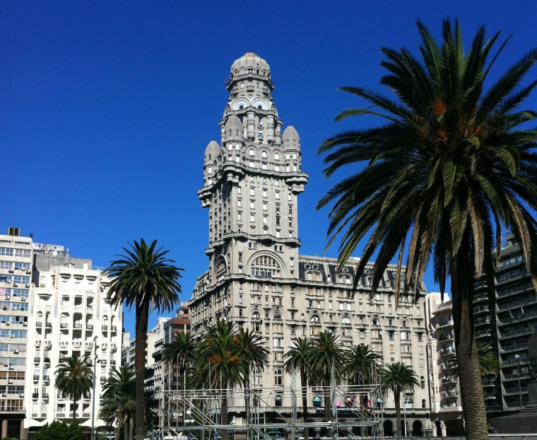 Plaza Independencia, Montevideo, Uruguay